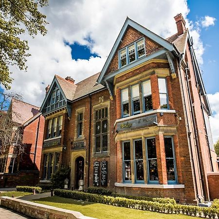 D'Parys Hotel Bedford Exterior photo
