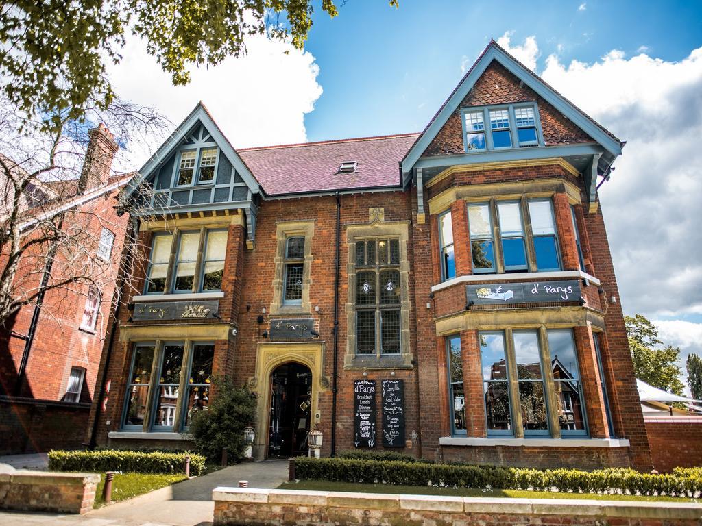 D'Parys Hotel Bedford Exterior photo
